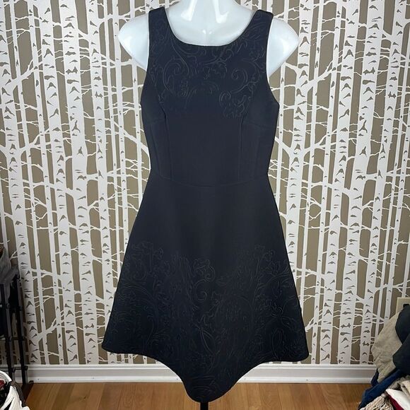 Vera Wang Embossed Neoprene Fit and Flare Scuba Dress 4 - Picture 3 of 12